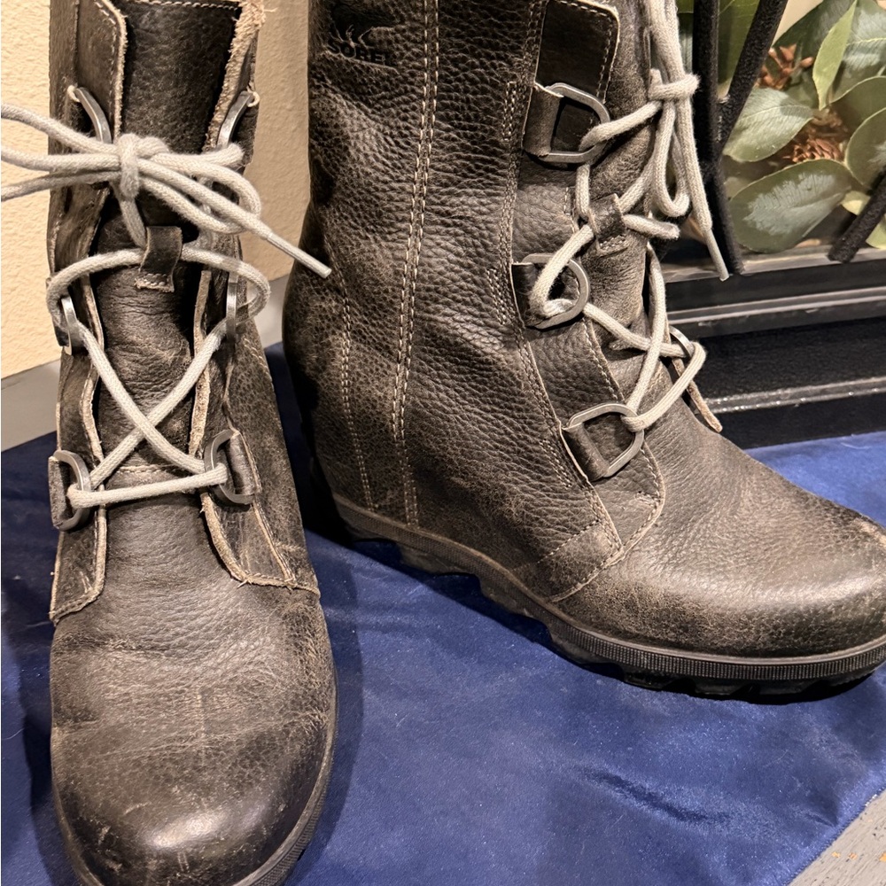 Sorel Black Leather Combat Boots